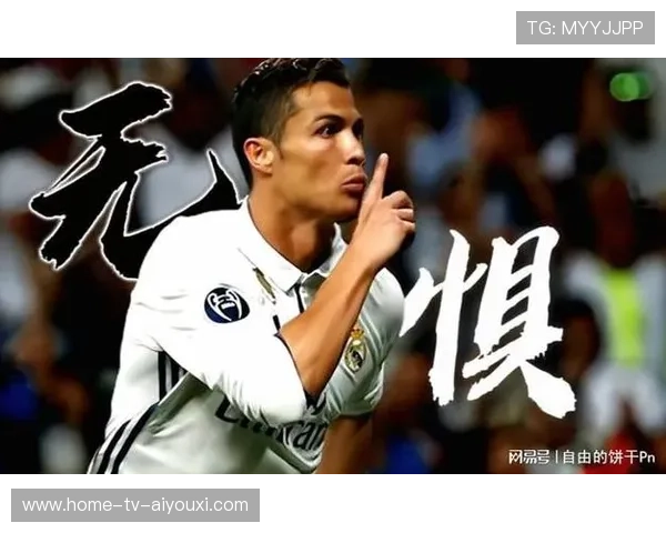 C罗新耳钉太闪，球迷表示被晃到：这次是真的“光芒万丈”！