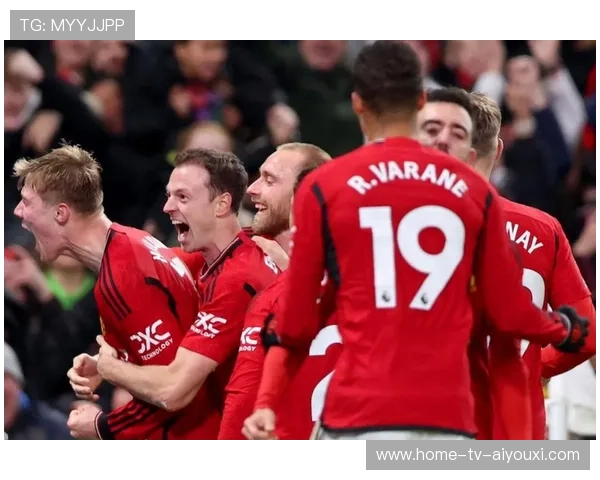 曼联锋线年轻小将表现突出,未来核心指日可待 曼联锋线年轻小将表现突出,未来核心指日可待